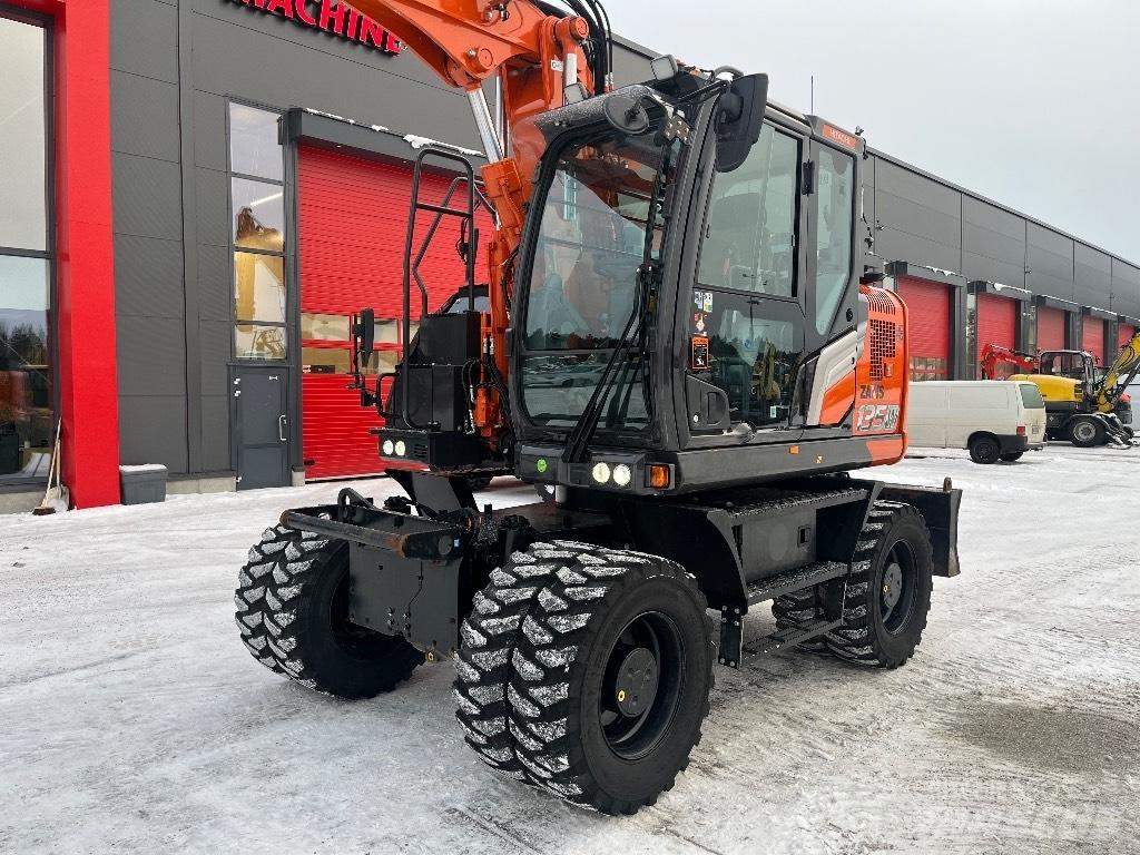 Hitachi ZX 135 W-7 Bagri na kolesih