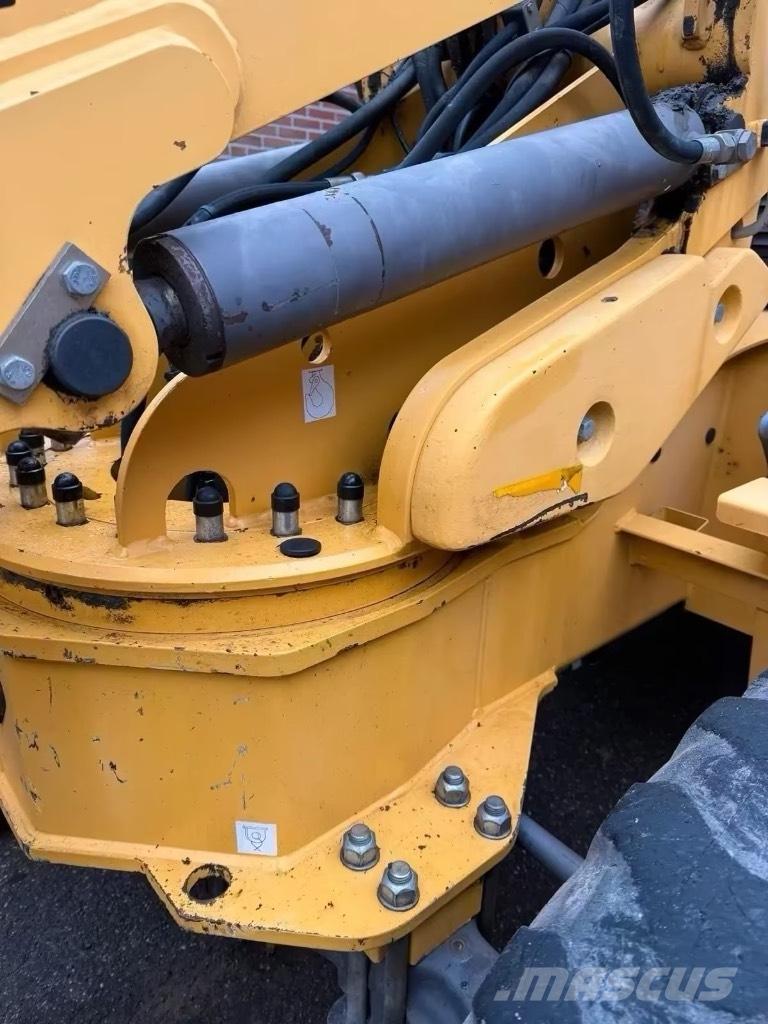 Ahlmann AS 90 Kolesni nakladalci