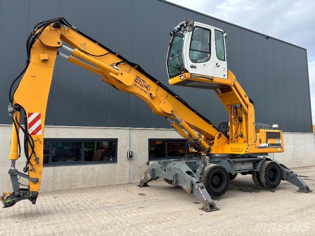 Liebherr A 904 C HD Bagri za prekladanje primarnih/sekundarnih surovin
