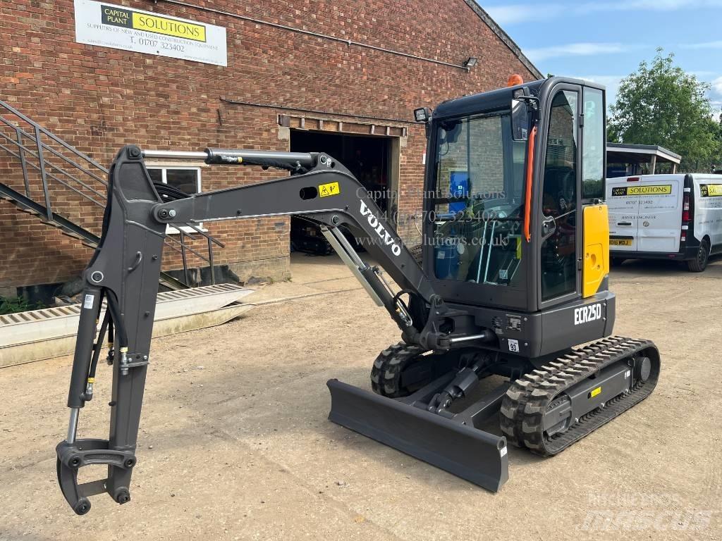 Volvo ECR 25 D Mini bagri <7t