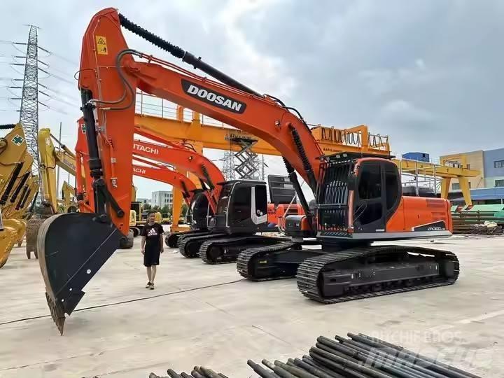Doosan DX300LC-9C Bagri goseničarji