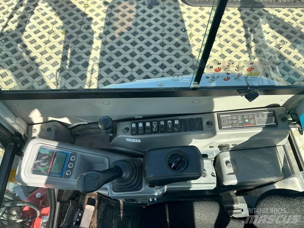 Takeuchi TB325R V1 Mini bagri <7t