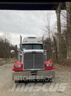 Western Star 4900 EX Vlačilci
