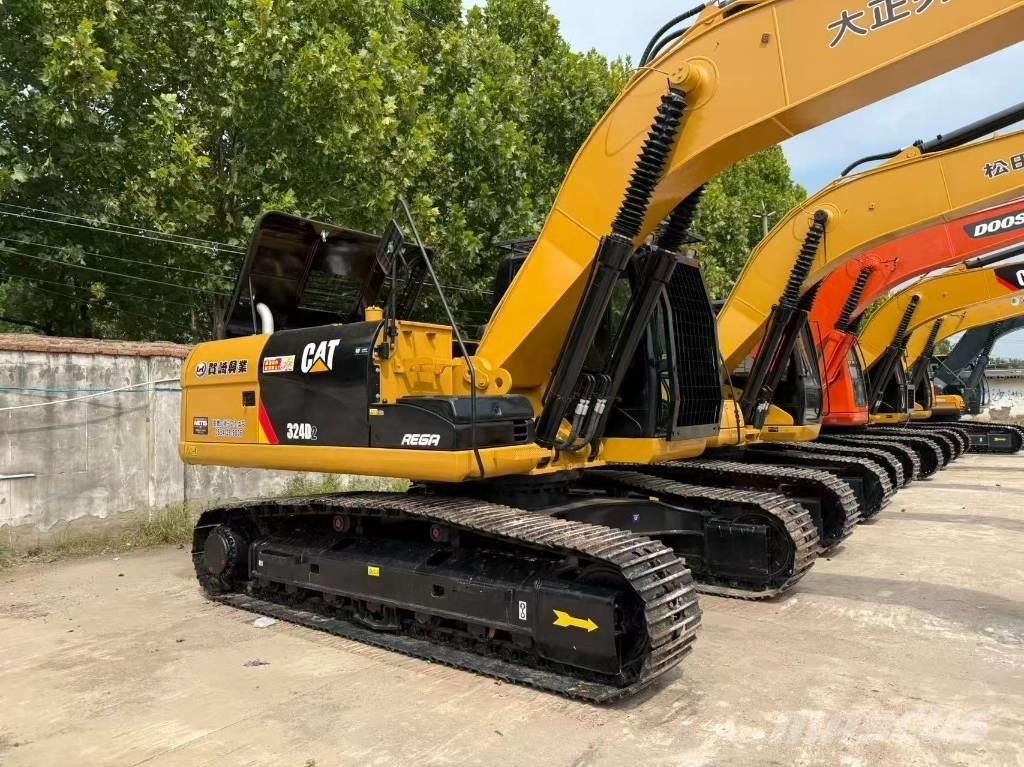 CAT 324 Bagri goseničarji