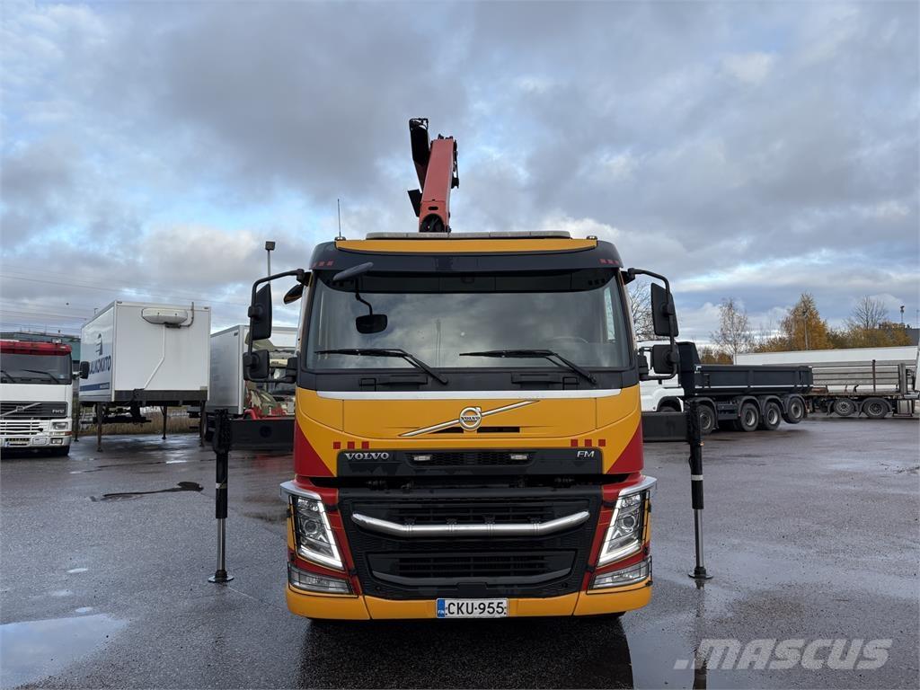 Volvo FM370 6x2 Tovornjaki z žerjavom