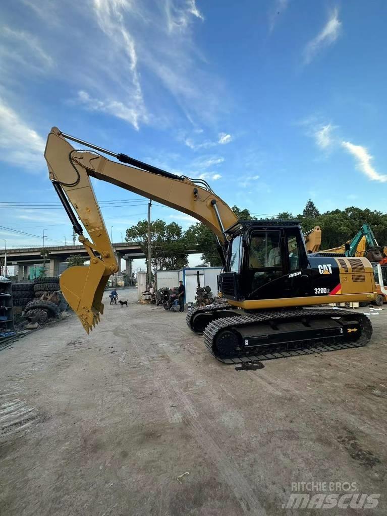CAT 320D2 Bagri goseničarji