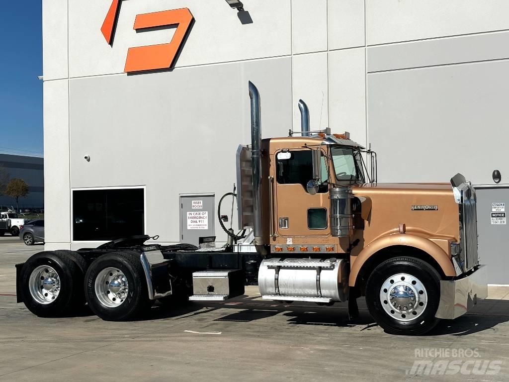Kenworth W 900 Vlačilci