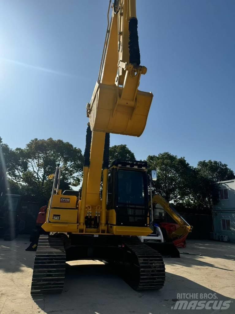 Komatsu PC 200-8 Bagri goseničarji