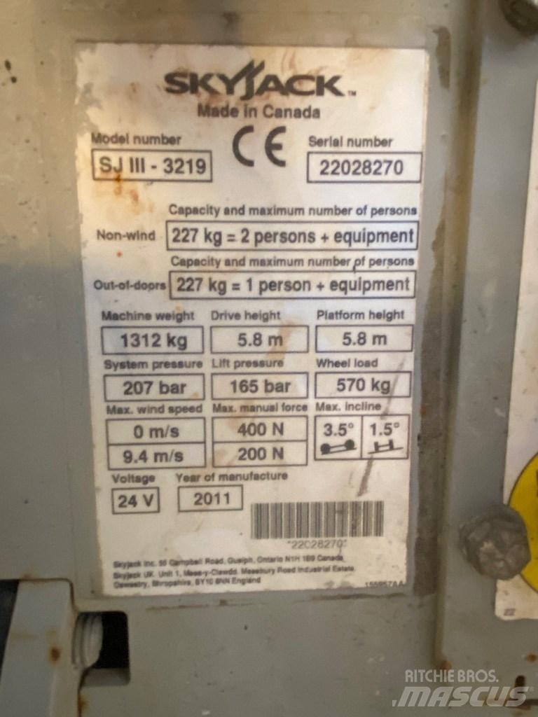 SkyJack SJ 3219 Škarjaste dvižne ploščadi