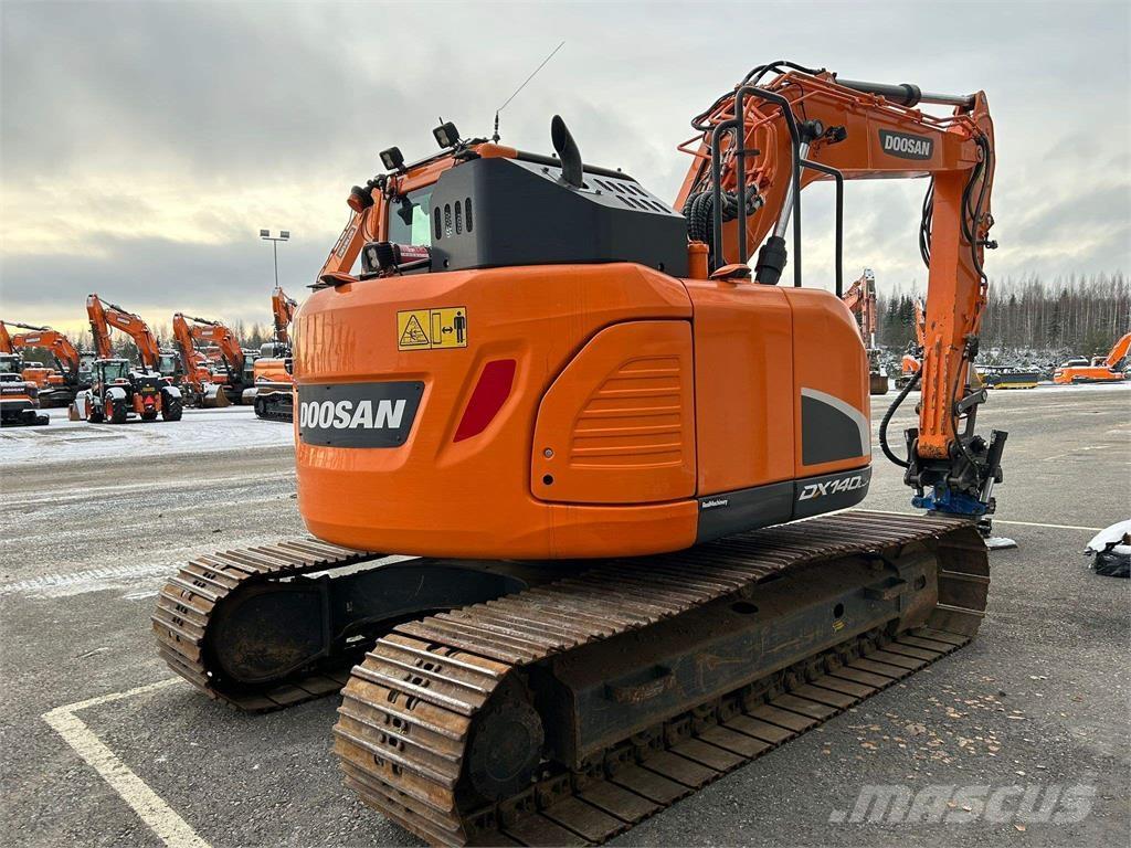 Doosan DX140LCR-5 Bagri goseničarji