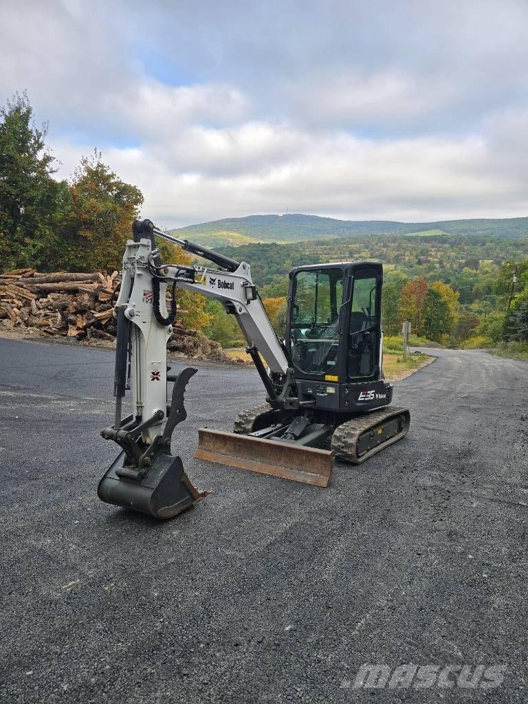 Bobcat E35 Mini bagri <7t