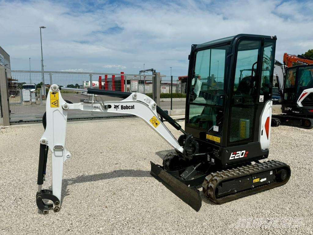 Bobcat E 20z Mini bagri <7t
