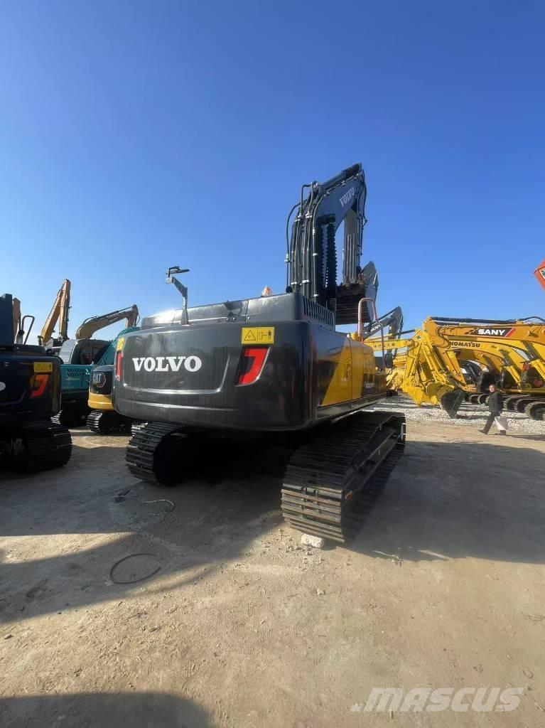 Volvo EC 300 Bagri goseničarji