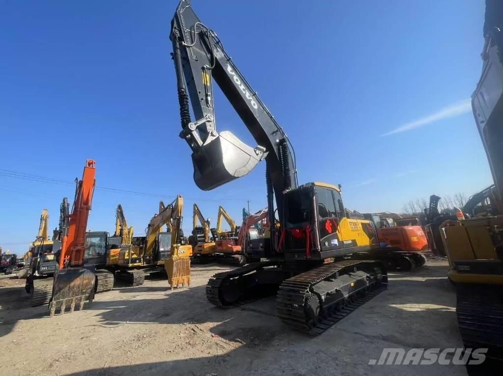 Volvo EC 300 Bagri goseničarji