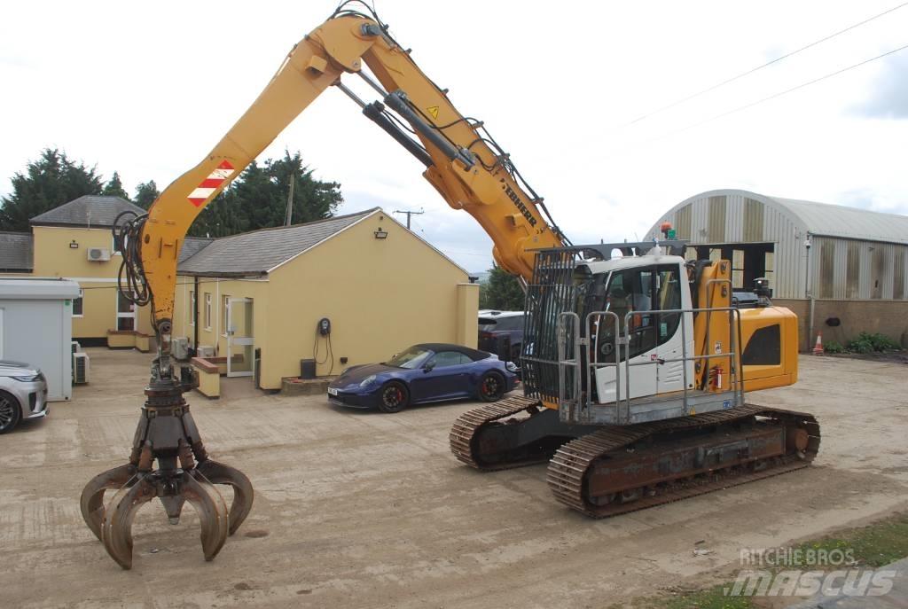 Liebherr LH22C Bagri za prekladanje primarnih/sekundarnih surovin