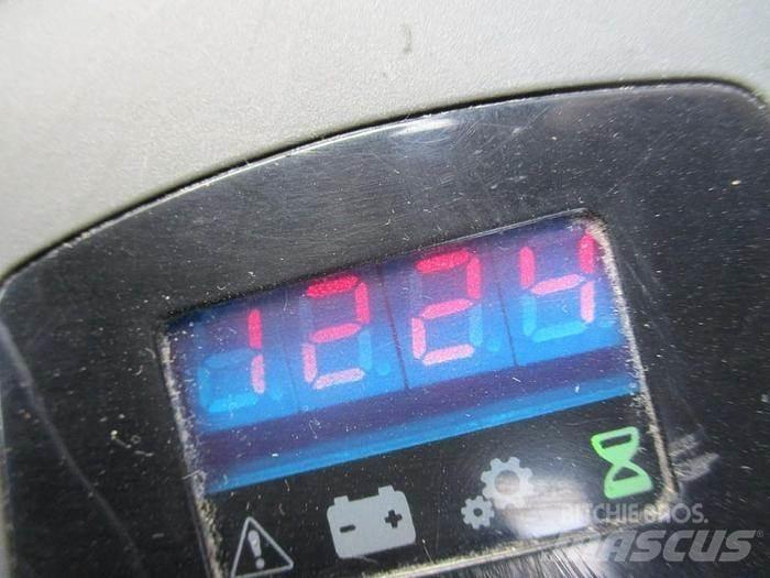 Toyota LWE 250 Električni nizko dvižni viličar