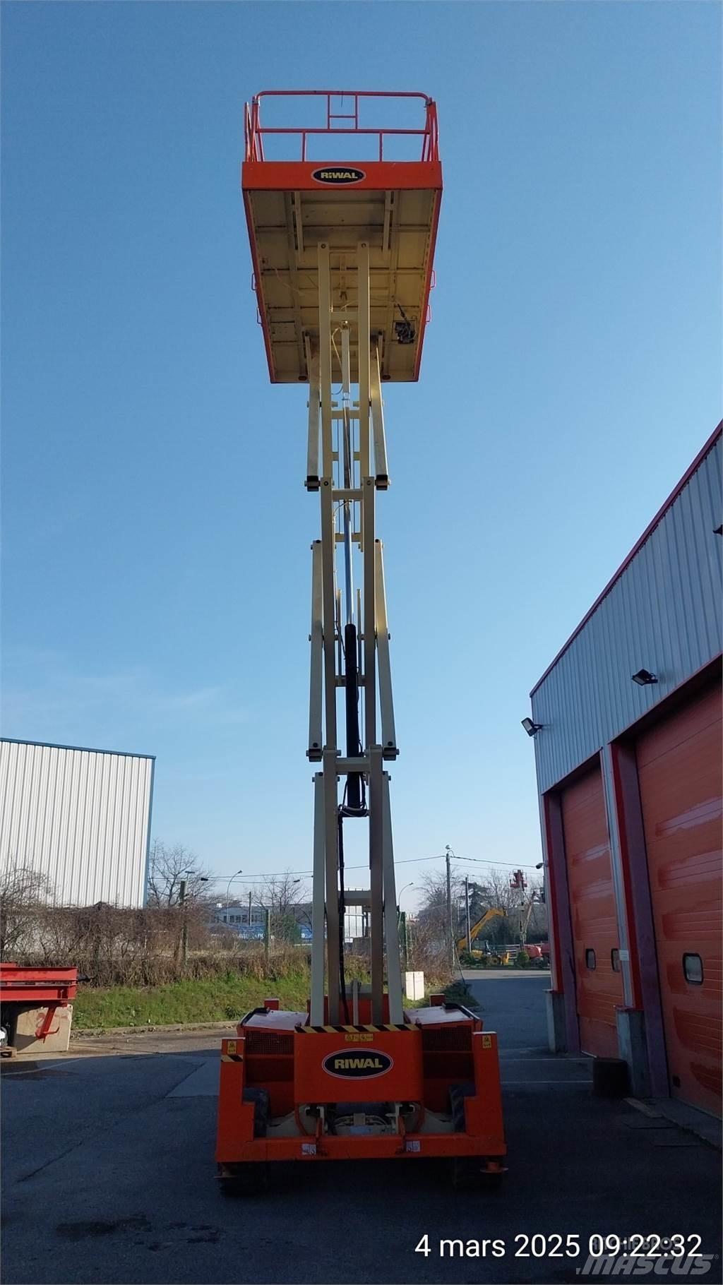 JLG 3394RT Škarjaste dvižne ploščadi