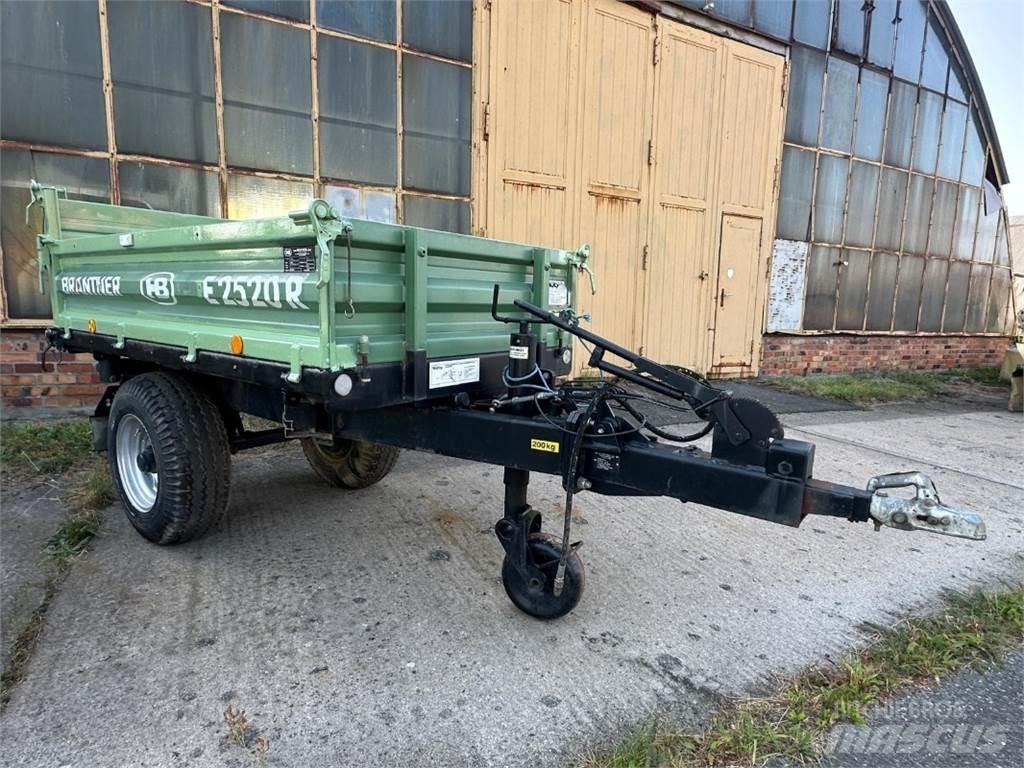 Brantner E 2520 Prikolica za bale