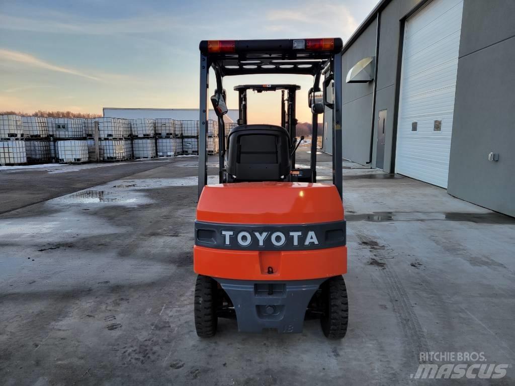 Toyota 8FB25 Električni viličarji