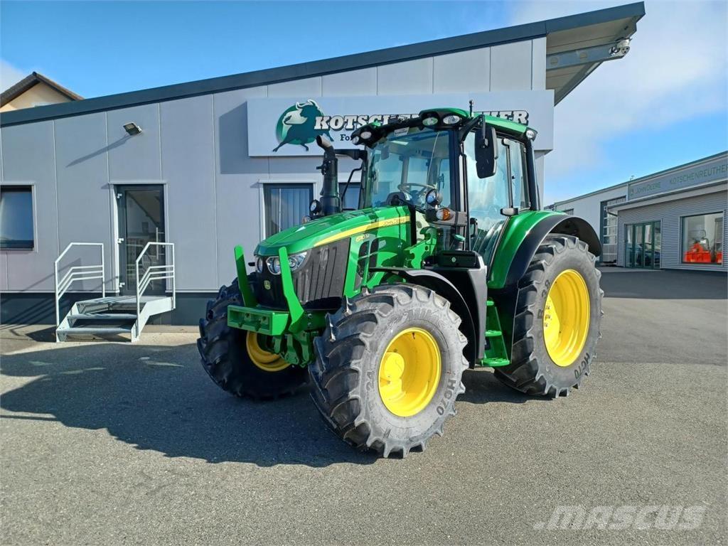 John Deere 6110M Traktorji