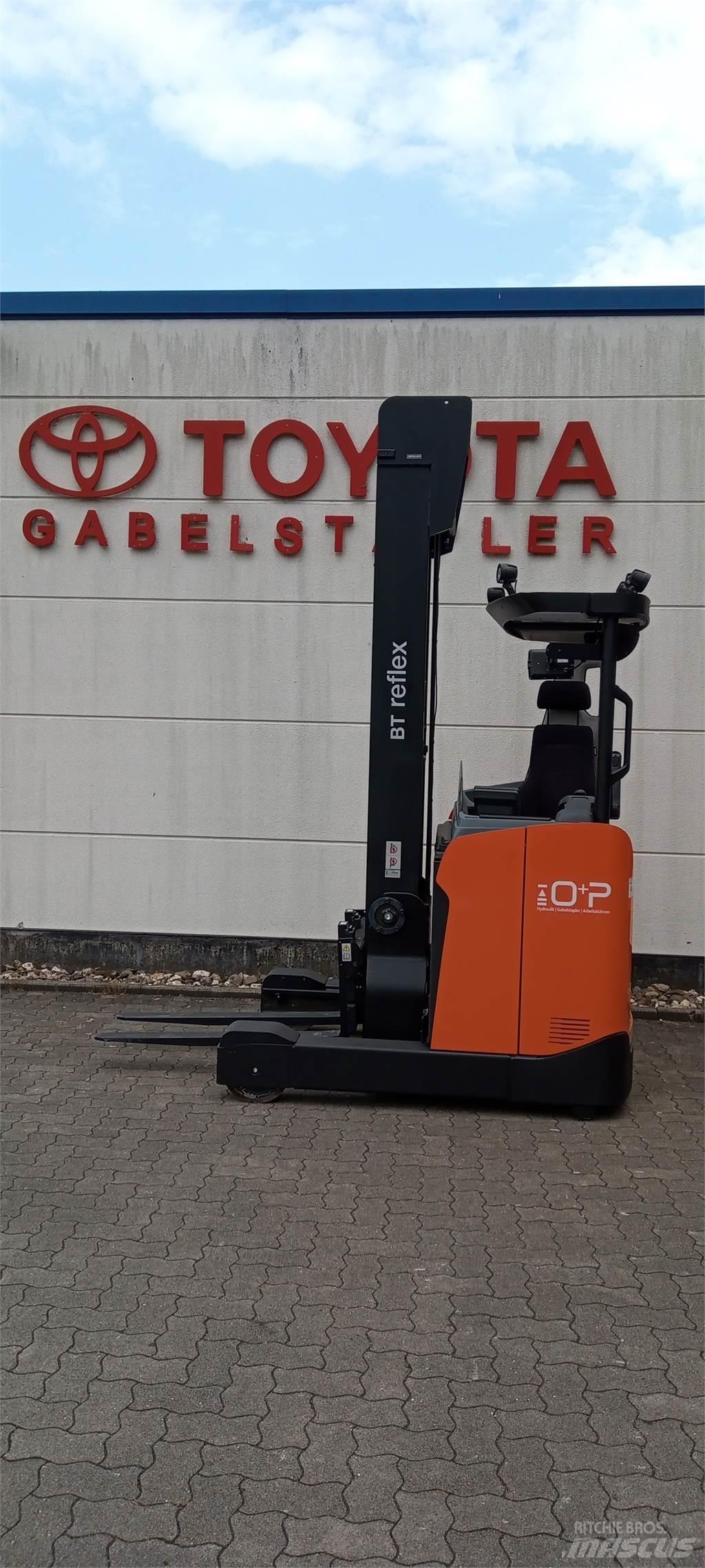 Toyota RRE 160H Viličarji s pomičnim teleskopom