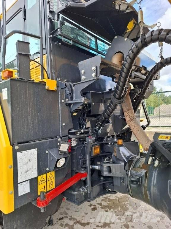 Komatsu HM 300 Zglobni demperji