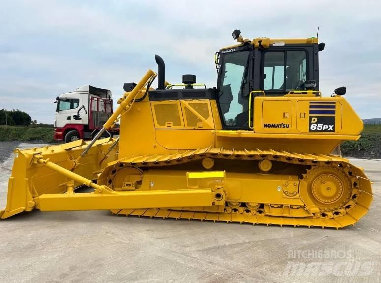 Komatsu D 65PX-18 Buldožerji goseničarji
