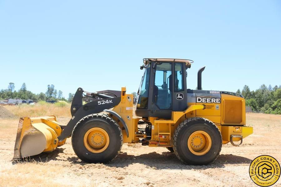DEERE 524K Kolesni nakladalci