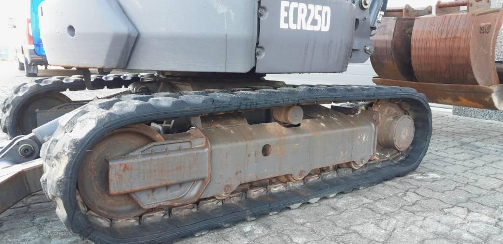 Volvo ECR 25 D Mini bagri <7t