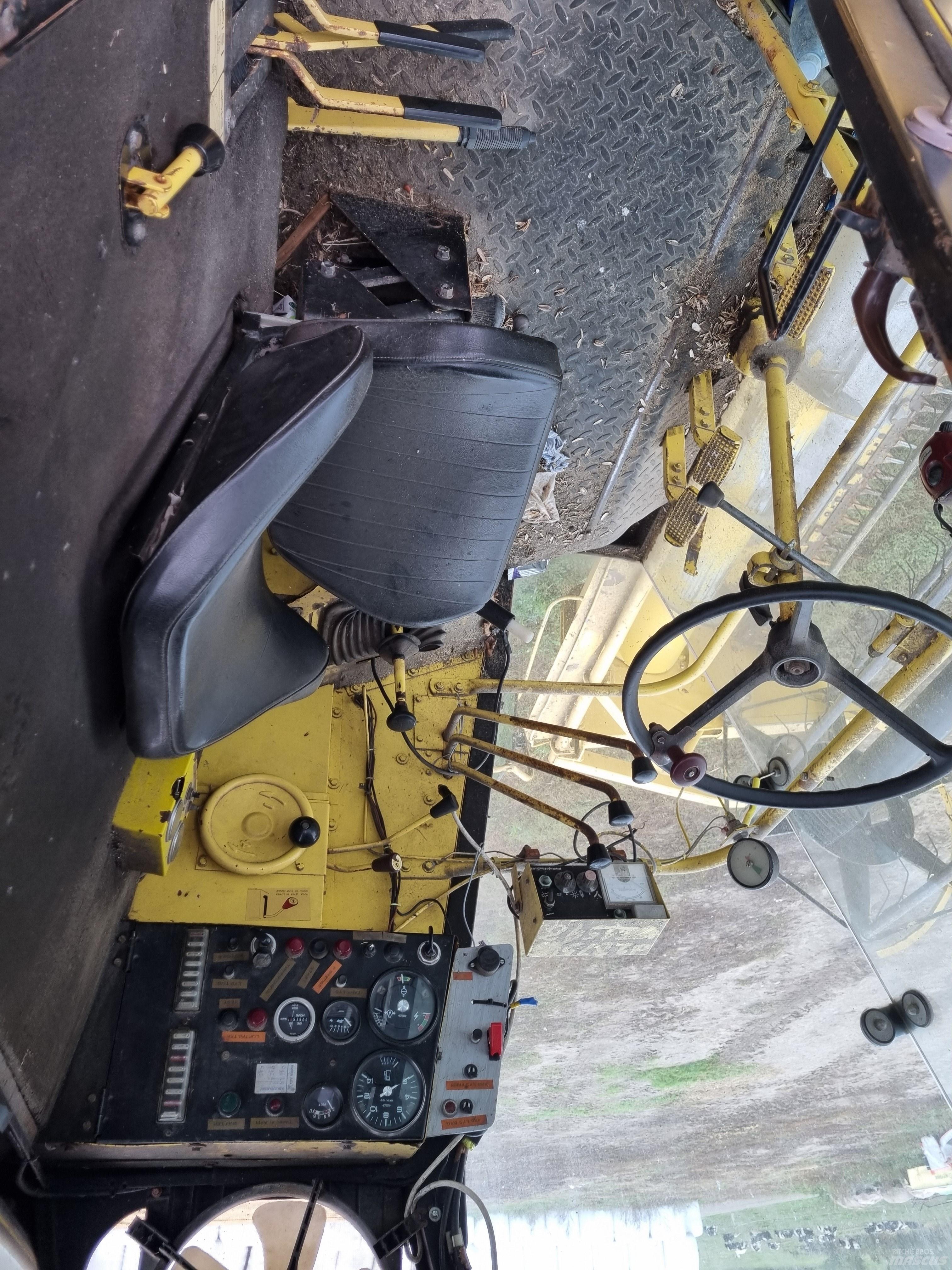 New Holland 8050 Kombajni
