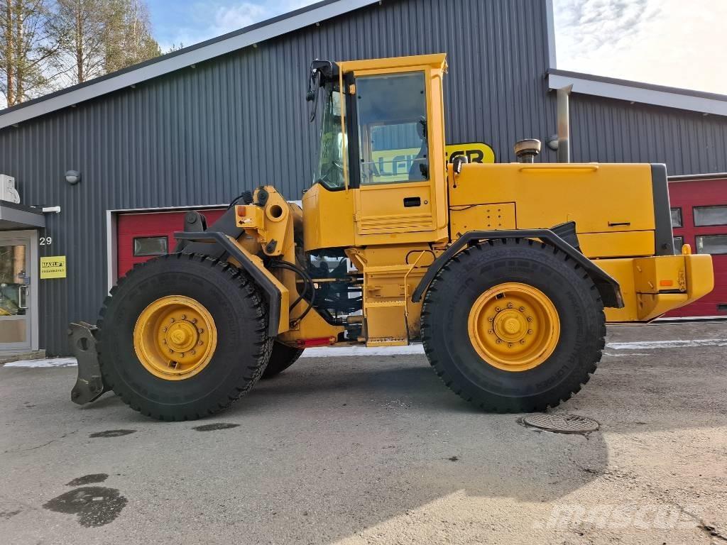 Volvo L70B Kolesni nakladalci