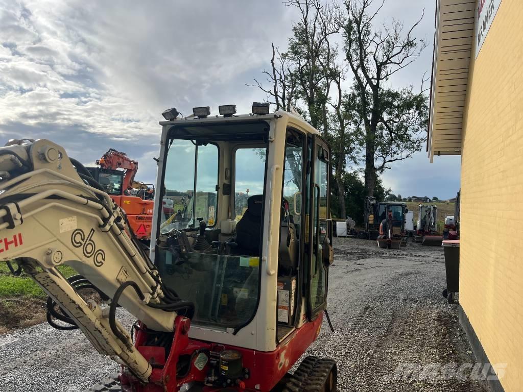 Takeuchi TB 225 Mini bagri <7t