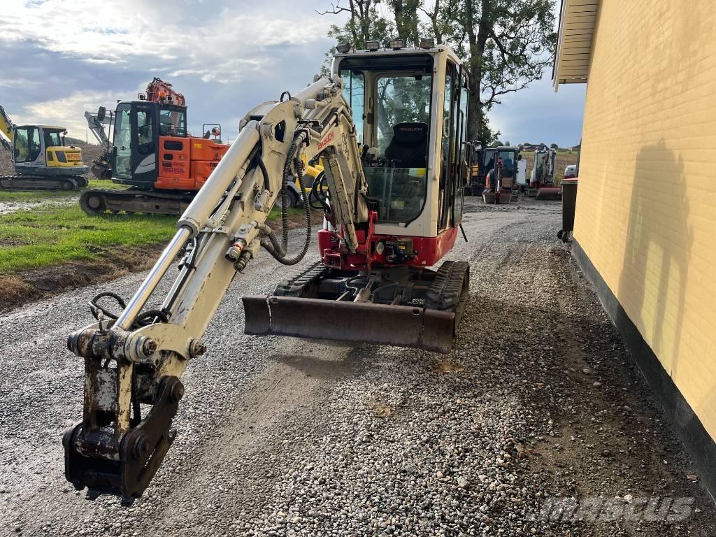 Takeuchi TB 225 Mini bagri <7t