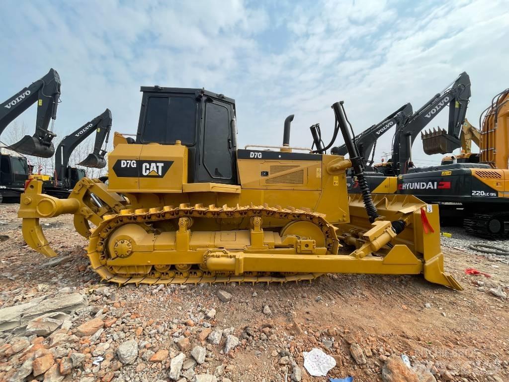 CAT D 7 G Bagri goseničarji