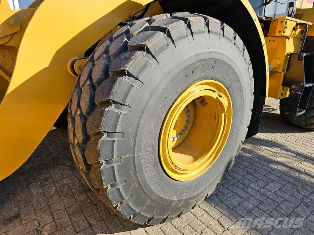 CAT 950L Kolesni nakladalci