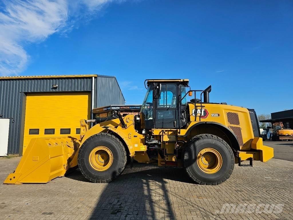 CAT 950L Kolesni nakladalci