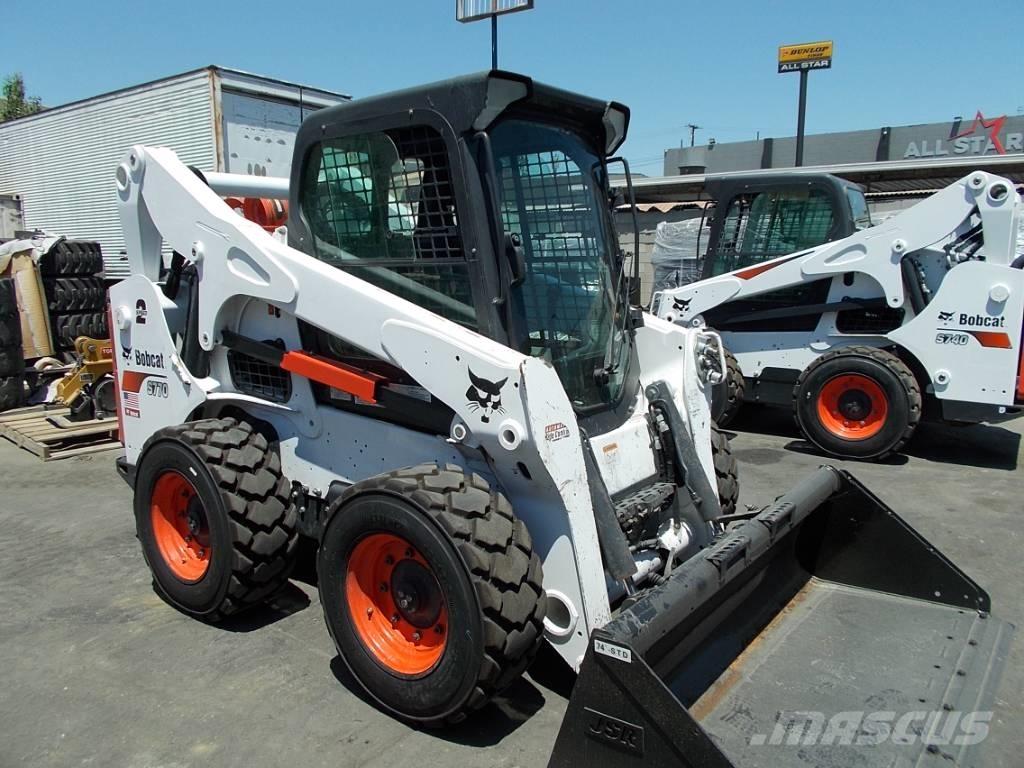 Bobcat S770 Skid steer mini nakladalci
