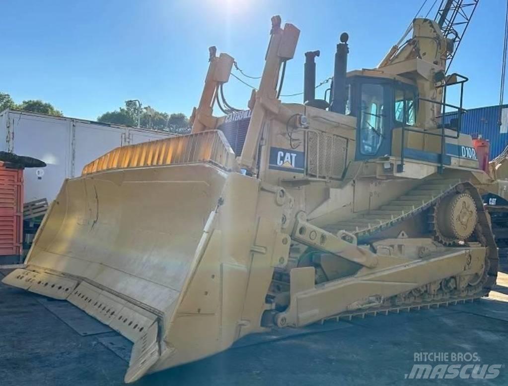 CAT D 10 R II Buldožerji goseničarji