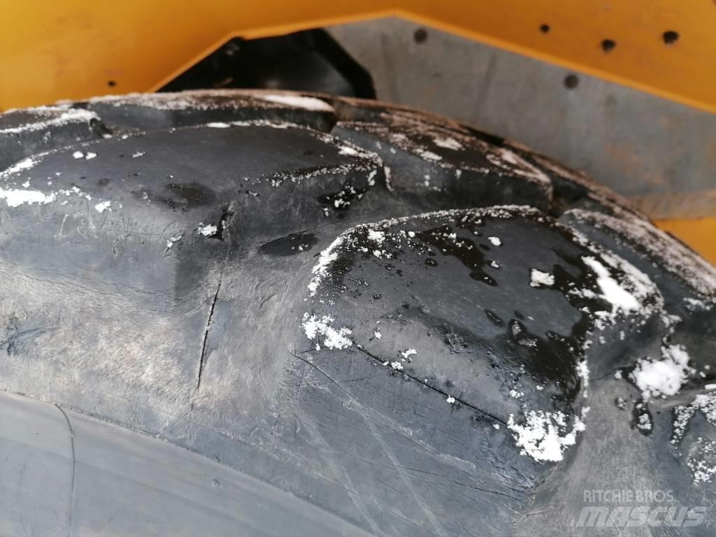 Volvo A 25 G Zglobni demperji
