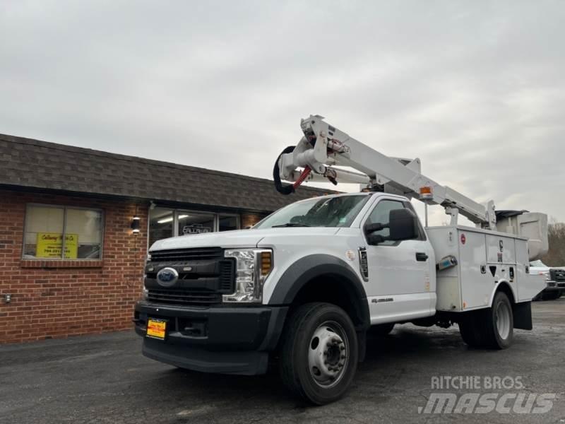 Ford F550 Avtokošare
