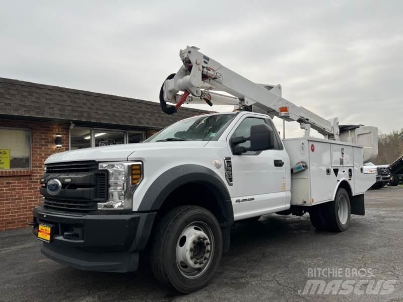 Ford F550 Avtokošare