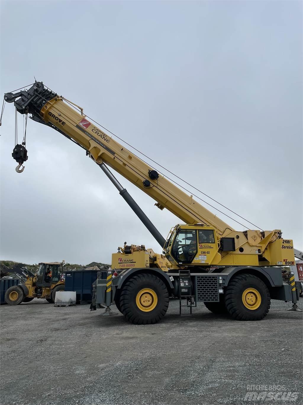 Grove RT890E Avtodvigala