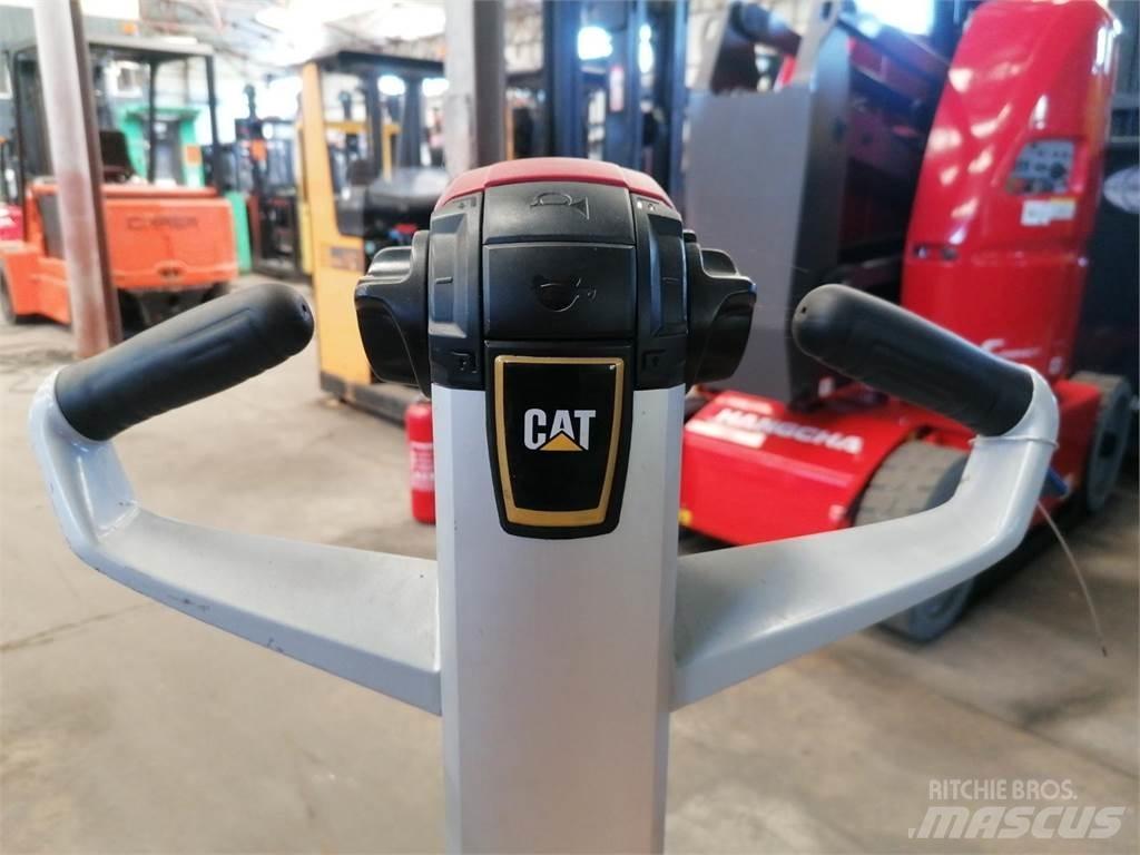 CAT NPP20N2 Ročni električni viličar