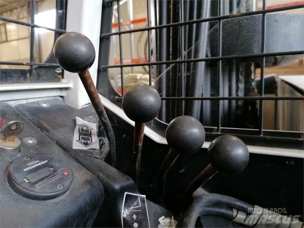 Combilift ESA30 Bočni viličari
