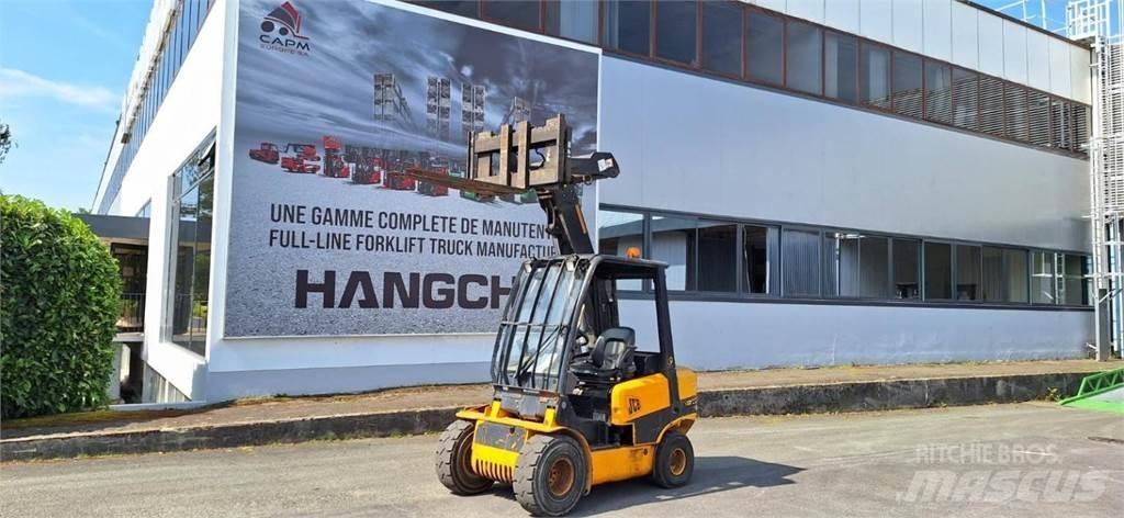 JCB TLT30D Kmetijski teleskopski nakladalci