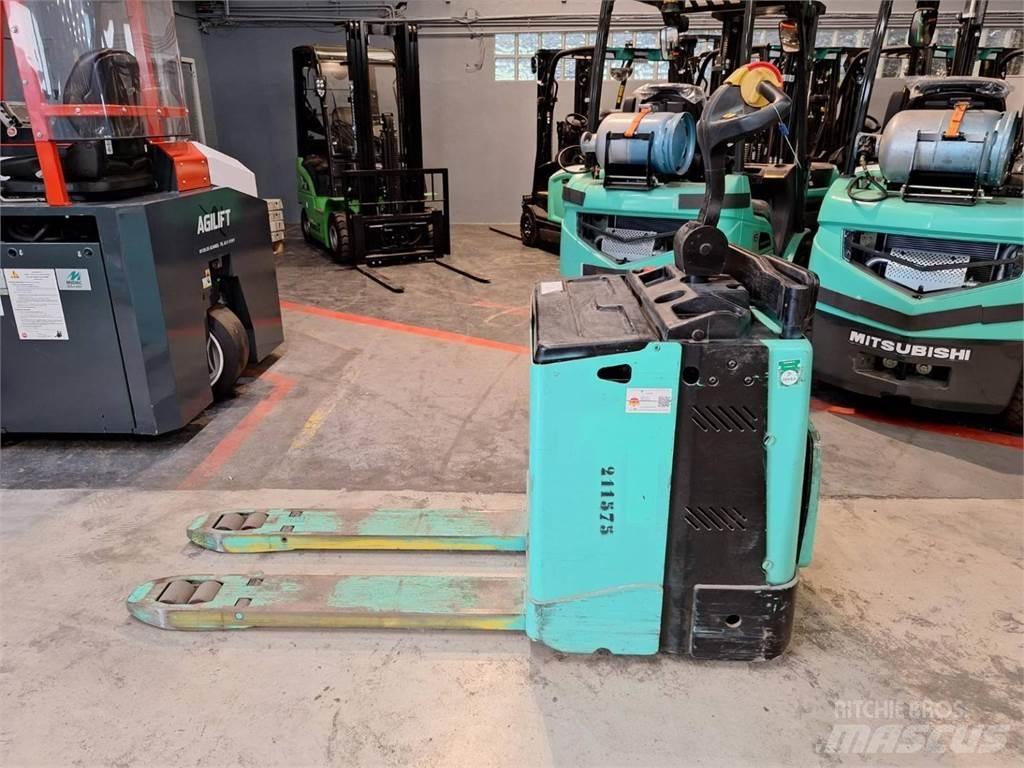 Yale MP20X Ročni električni viličar