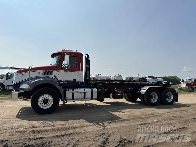 Mack GRANITE Drugi