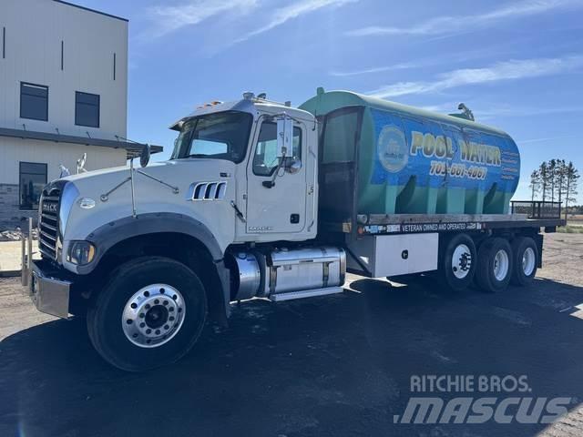 Mack GRANITE Drugi