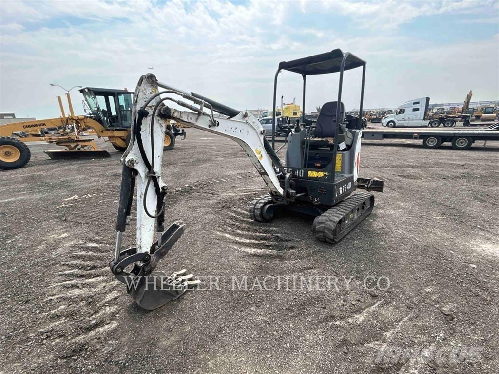 Bobcat E20 Bagri goseničarji