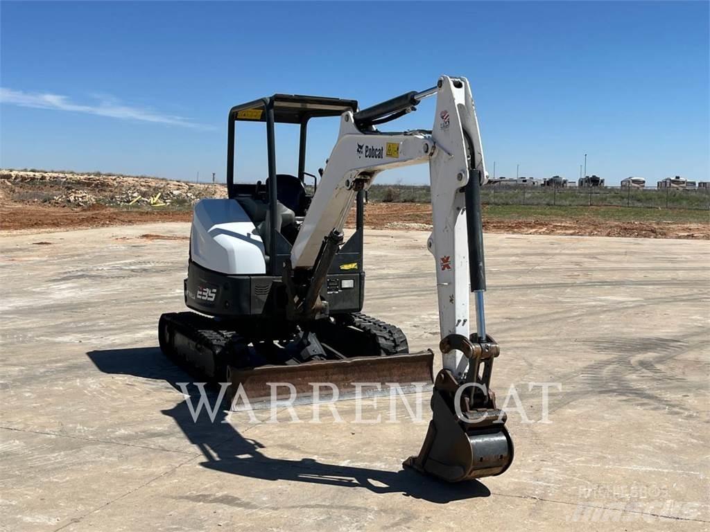 Bobcat E35 Bagri goseničarji